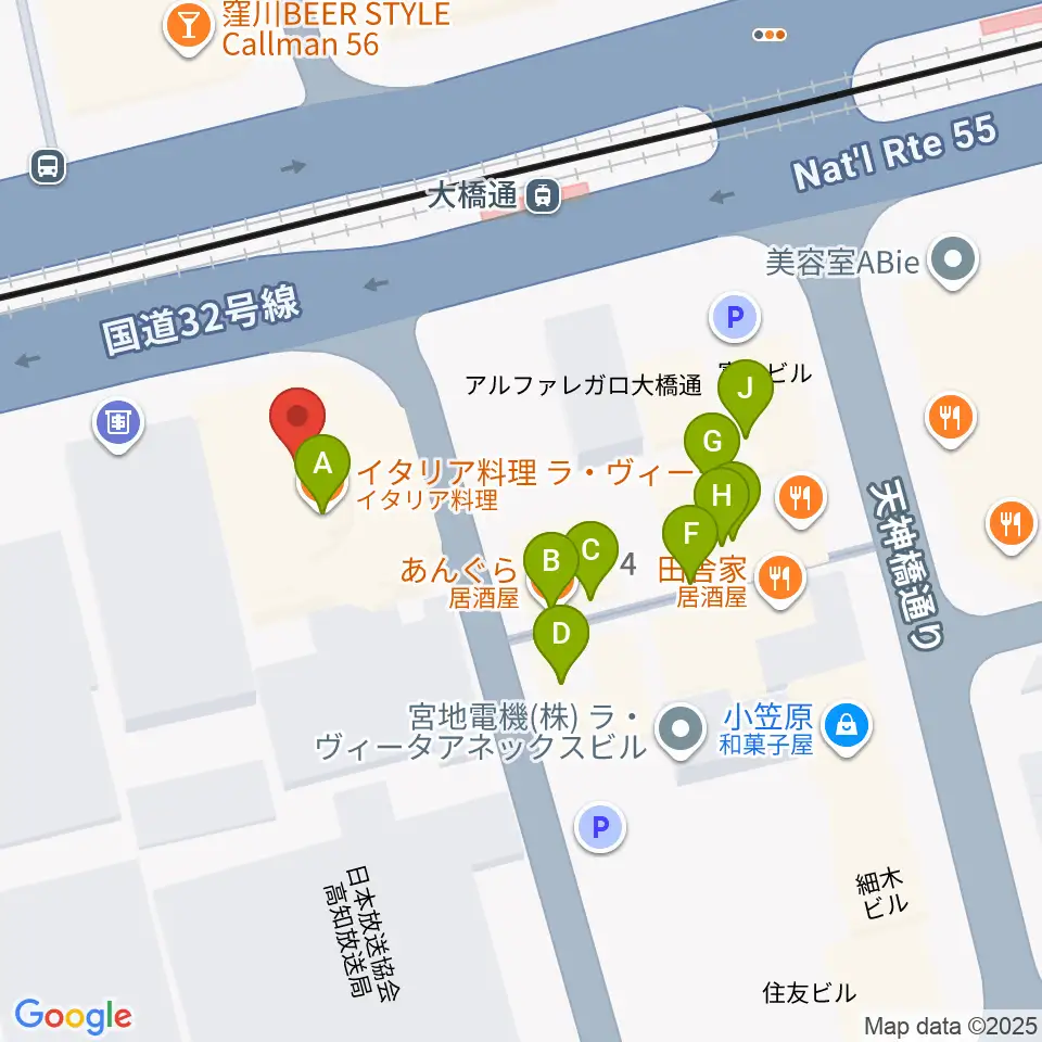 ラ・ヴィータホール周辺のファミレス・ファーストフード一覧地図