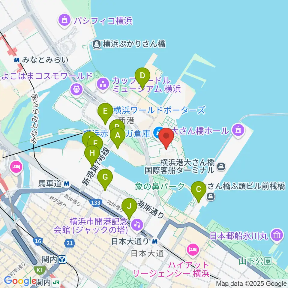 横浜赤レンガ倉庫1号館周辺のコンビニエンスストア一覧地図