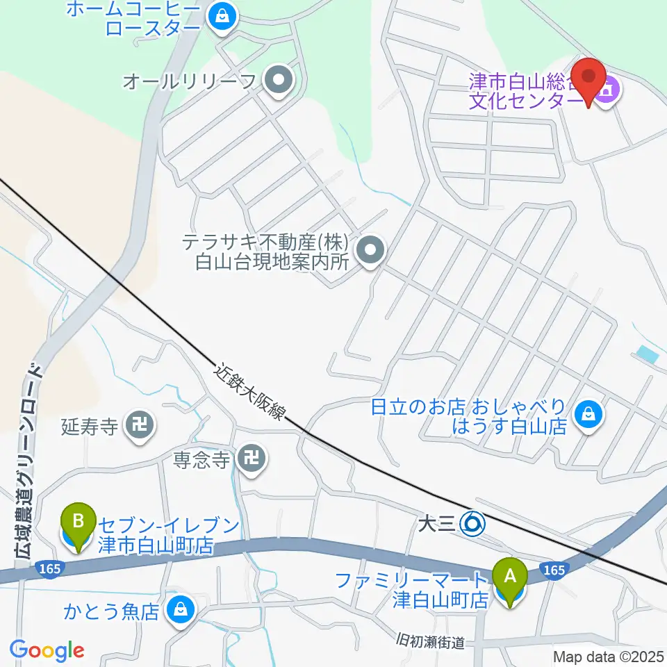 津市白山総合文化センター周辺のコンビニエンスストア一覧地図