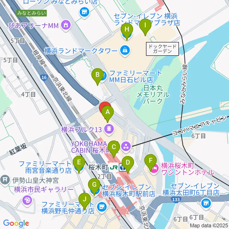 横浜ブルク13周辺のコンビニエンスストア一覧地図