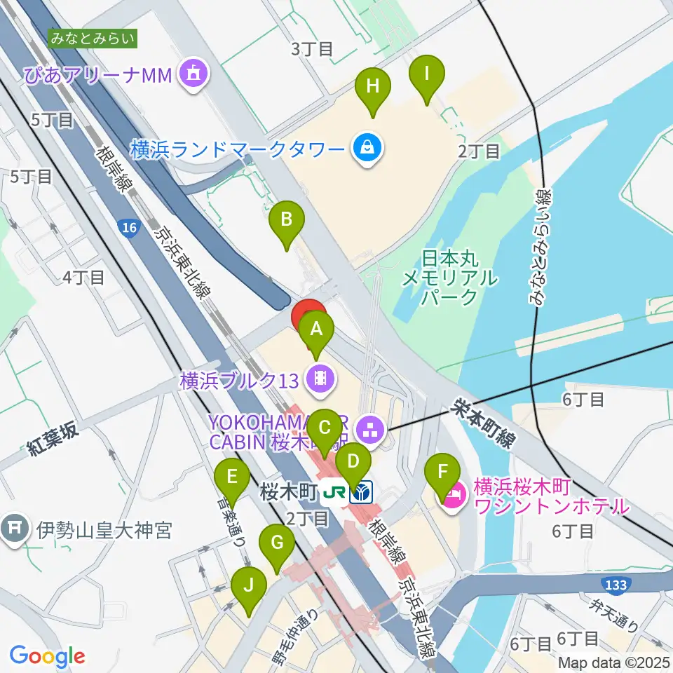 横浜ブルク13周辺のコンビニエンスストア一覧地図