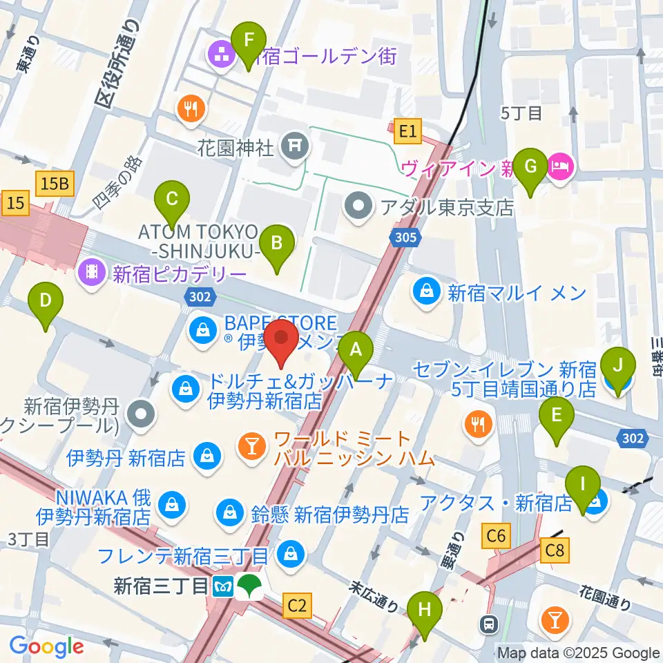 テアトル新宿周辺のコンビニエンスストア一覧地図