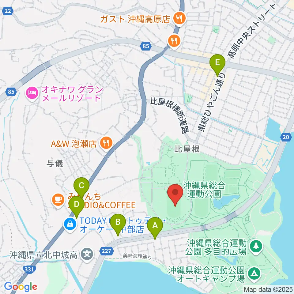 沖縄県総合運動公園陸上競技場周辺のコンビニエンスストア一覧地図