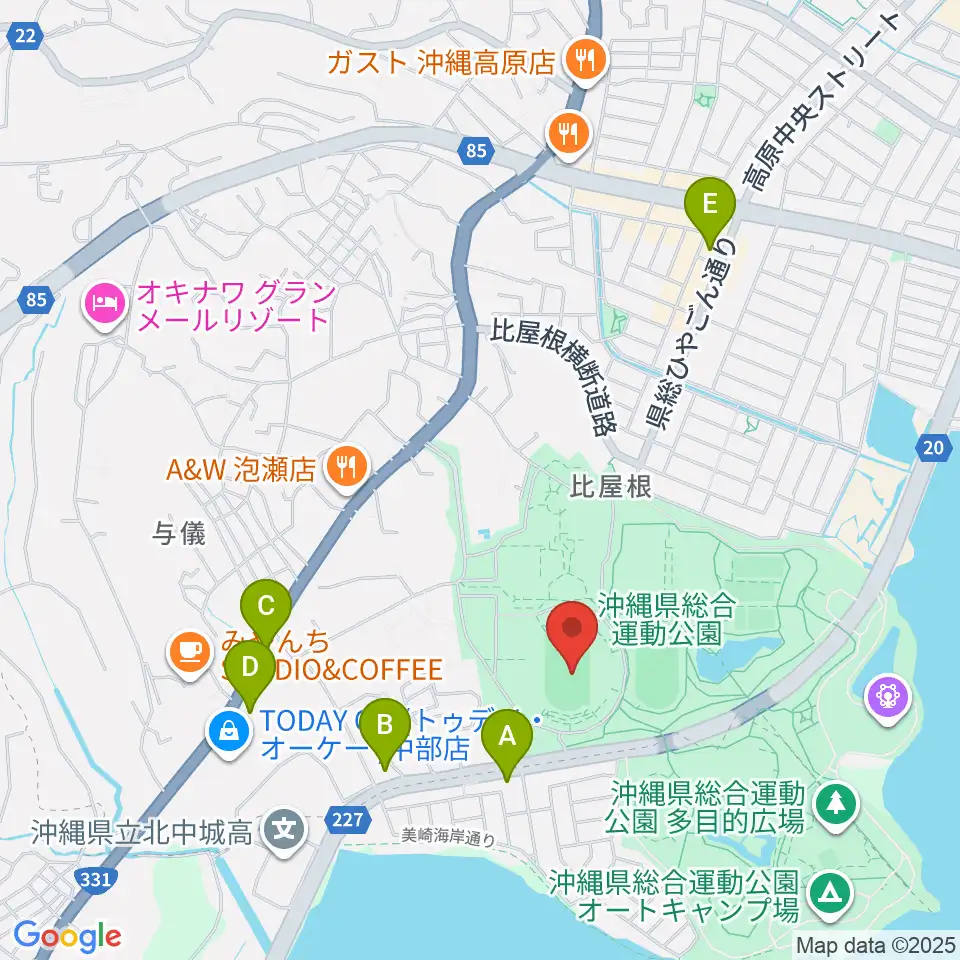 沖縄県総合運動公園陸上競技場周辺のコンビニエンスストア一覧地図