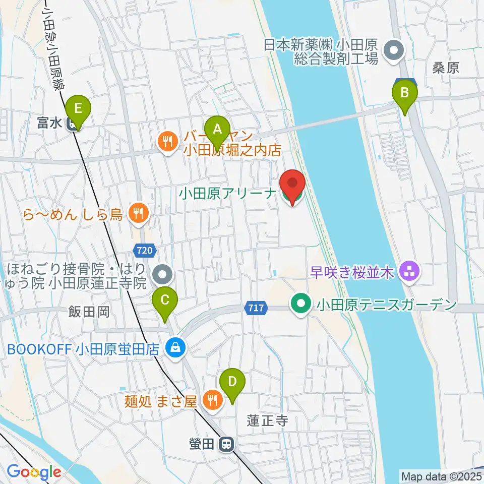 小田原アリーナ周辺のコンビニエンスストア一覧地図