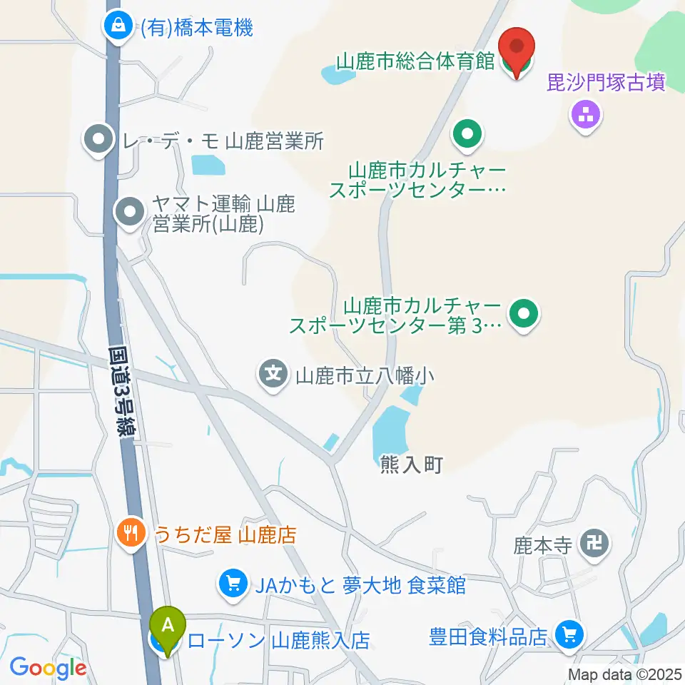 山鹿市総合体育館周辺のコンビニエンスストア一覧地図