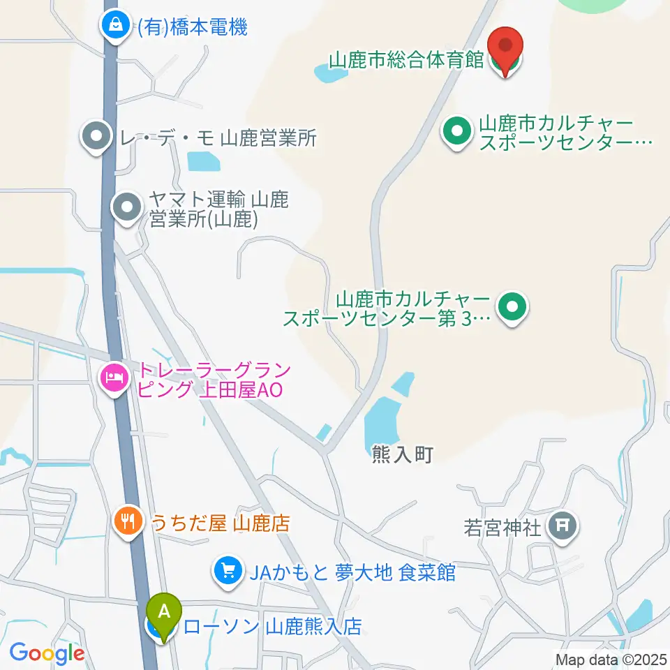 山鹿市総合体育館周辺のコンビニエンスストア一覧地図