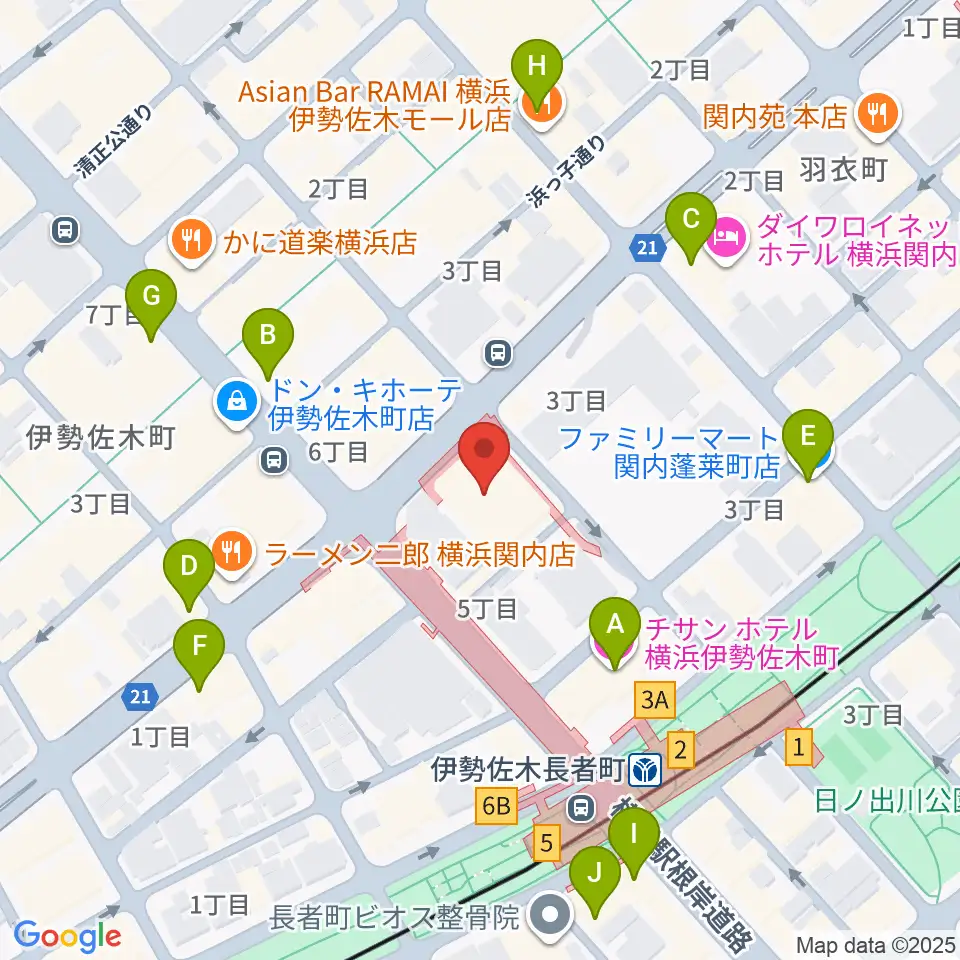 横浜ラジアントホール周辺のコンビニエンスストア一覧地図