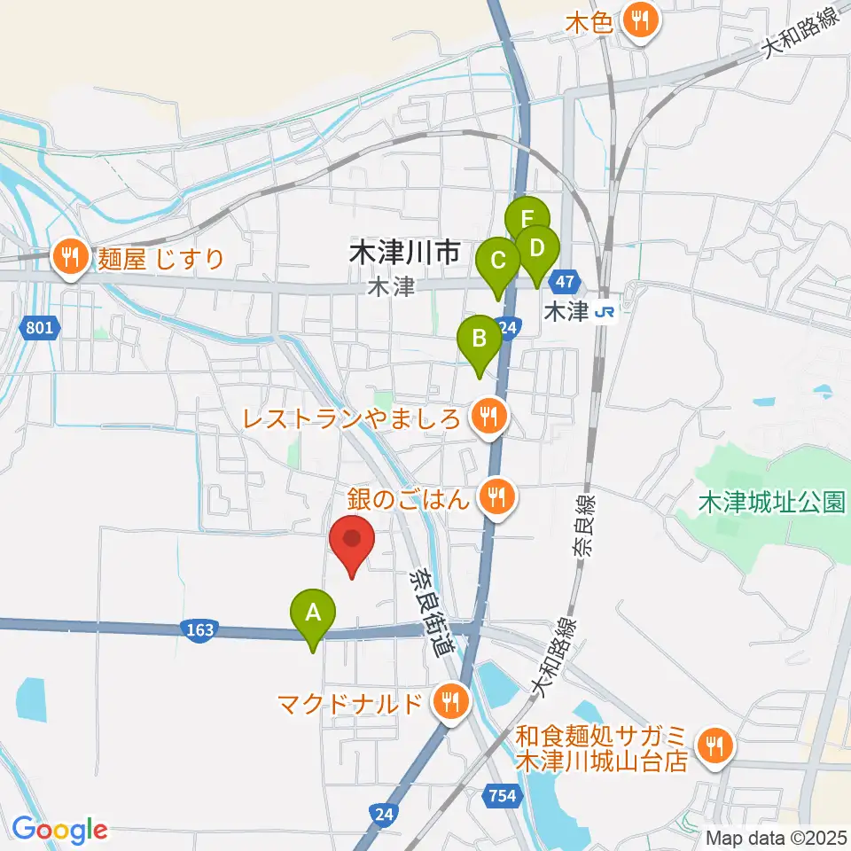 木津川市中央交流会館（いずみホール）周辺のコンビニエンスストア一覧地図
