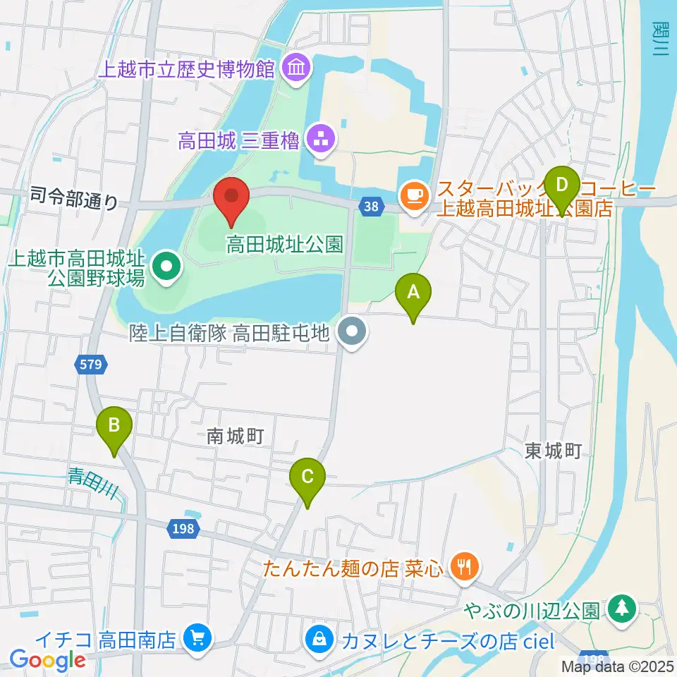 高田城址公園陸上競技場周辺のコンビニエンスストア一覧地図