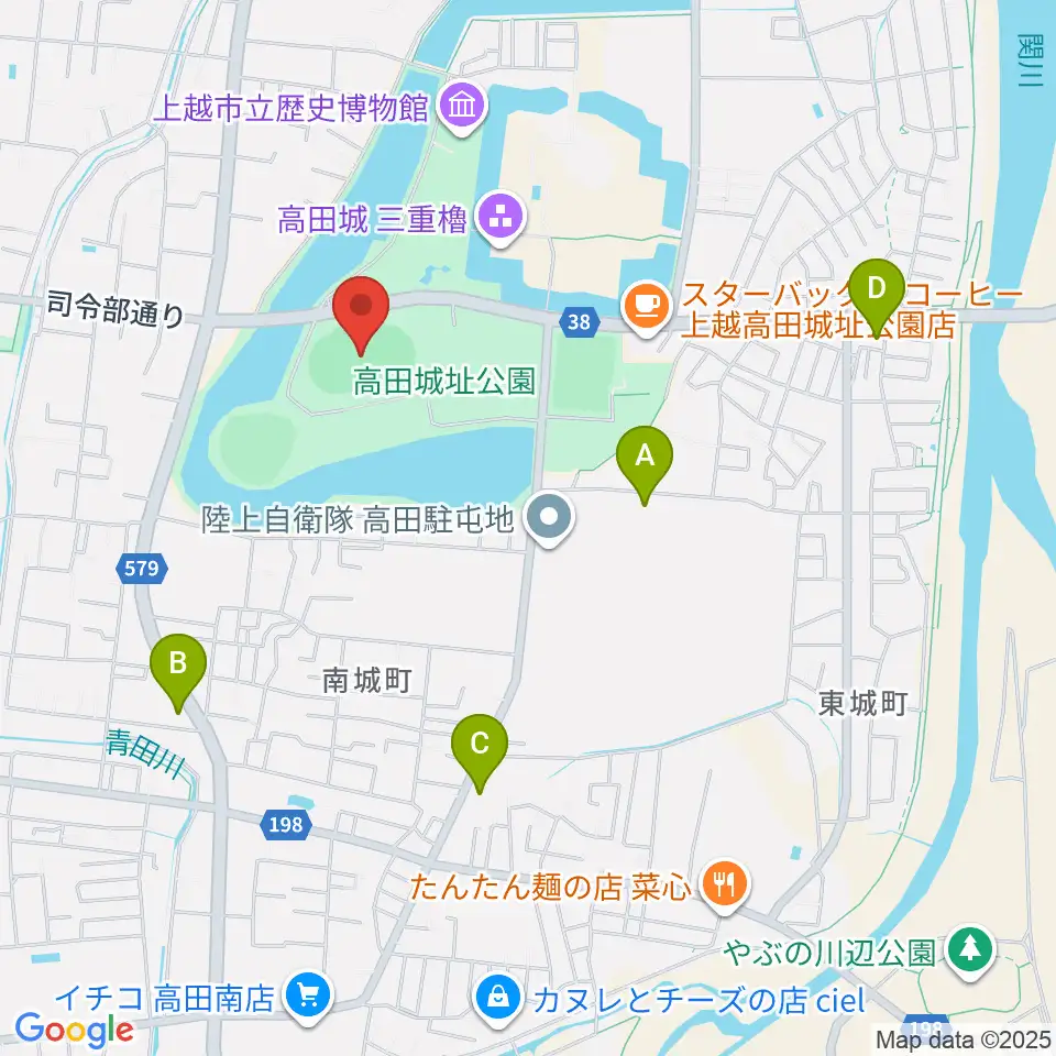 高田城址公園陸上競技場周辺のコンビニエンスストア一覧地図