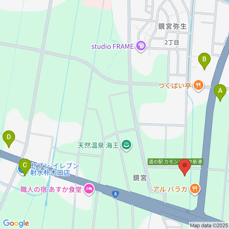 射水市新湊博物館周辺のコンビニエンスストア一覧地図