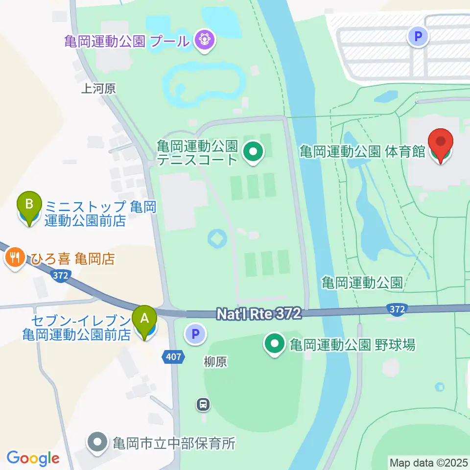 亀岡運動公園体育館周辺のコンビニエンスストア一覧地図