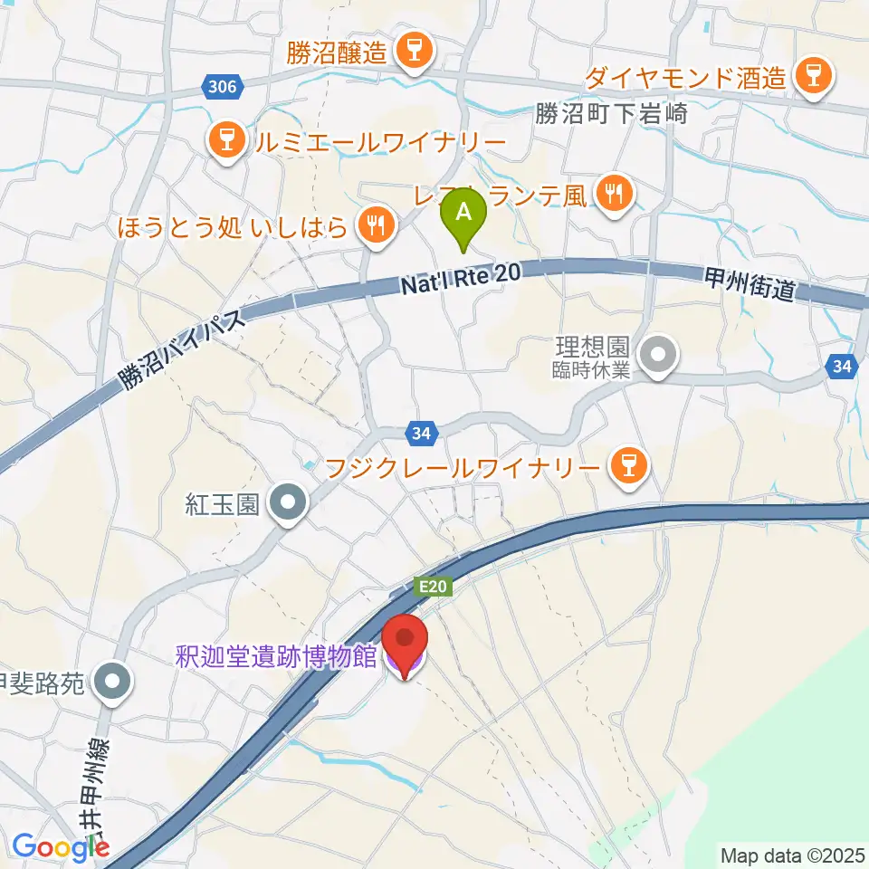 釈迦堂遺跡博物館周辺のコンビニエンスストア一覧地図