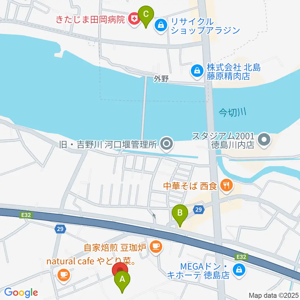 四国大学短期大学部音楽科周辺のコンビニエンスストア一覧地図