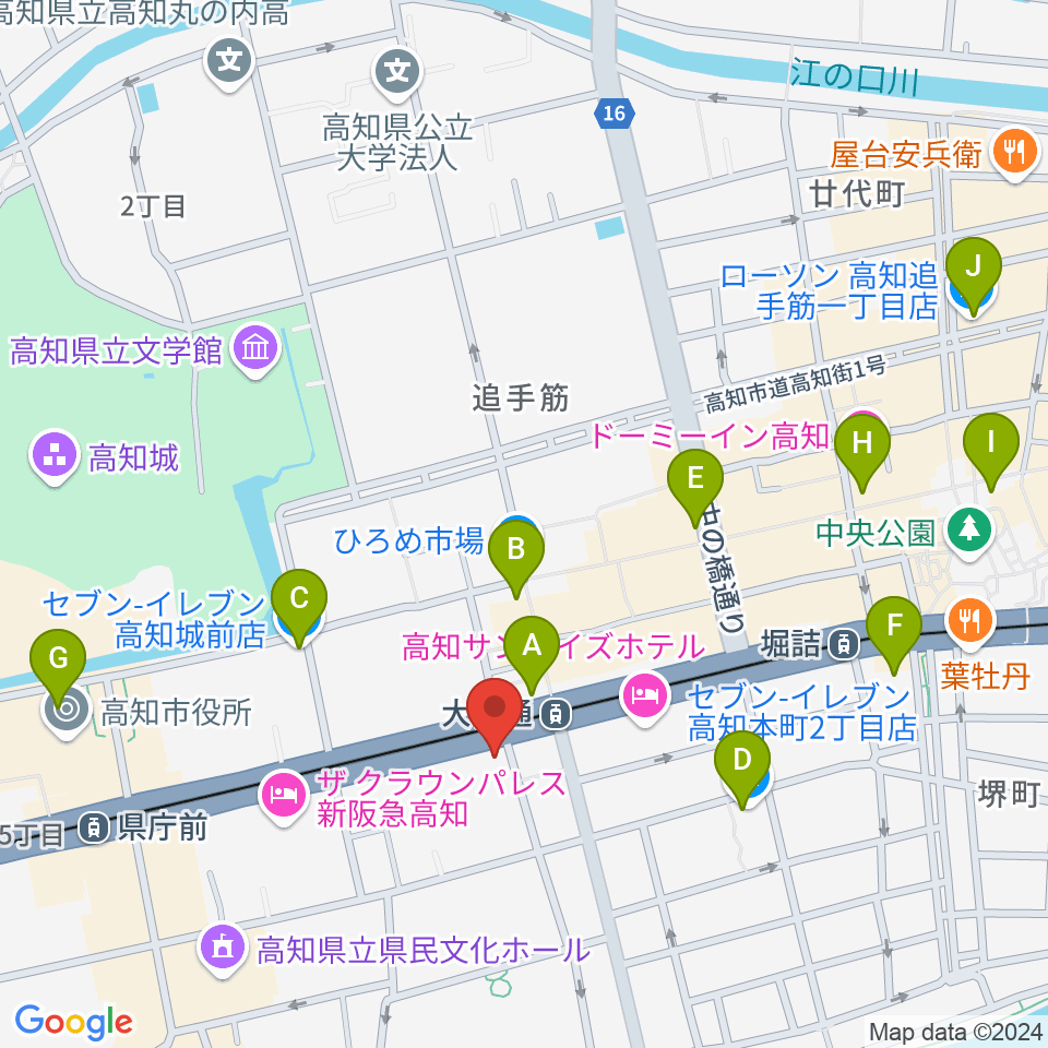 ラ・ヴィータホール周辺のコンビニエンスストア一覧地図