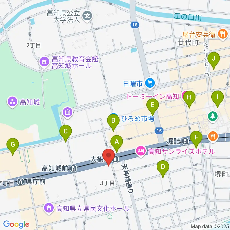 ラ・ヴィータホール周辺のコンビニエンスストア一覧地図
