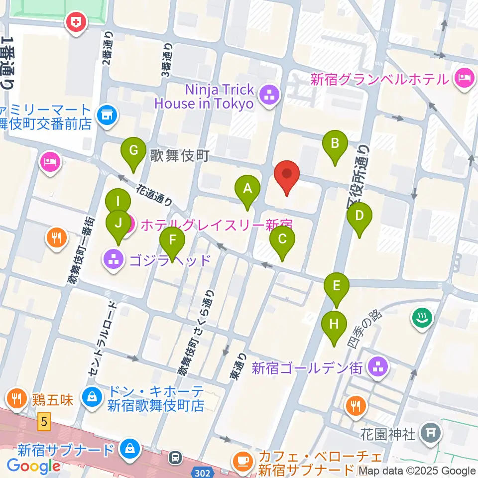 HOLIDAY SHINJUKU周辺のコンビニエンスストア一覧地図