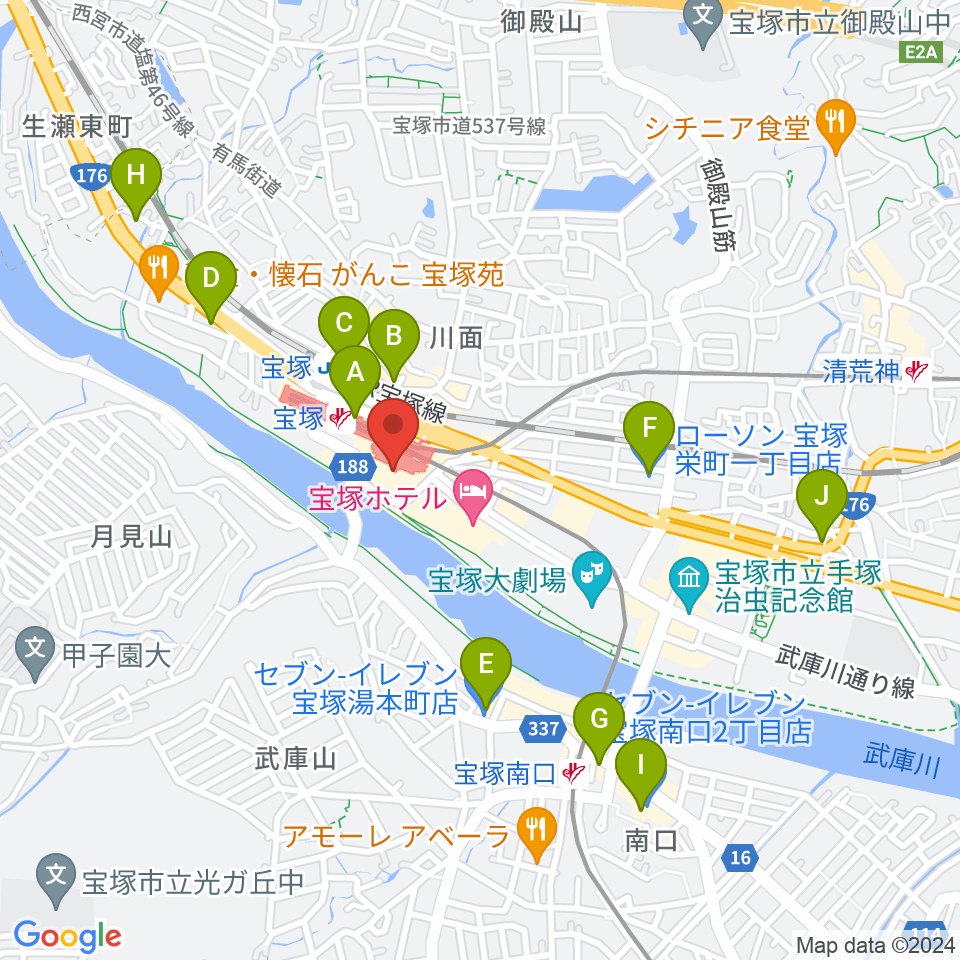 宝塚ソリオホール周辺のコンビニエンスストア一覧地図