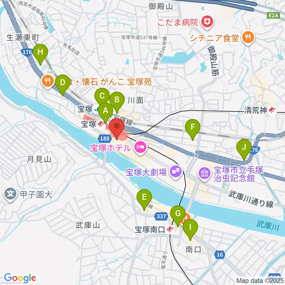 宝塚ソリオホール周辺のコンビニエンスストア一覧地図
