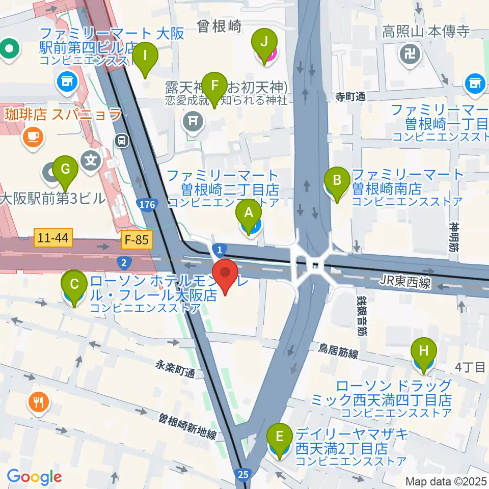 ザ・フェニックスホール周辺のコンビニエンスストア一覧地図