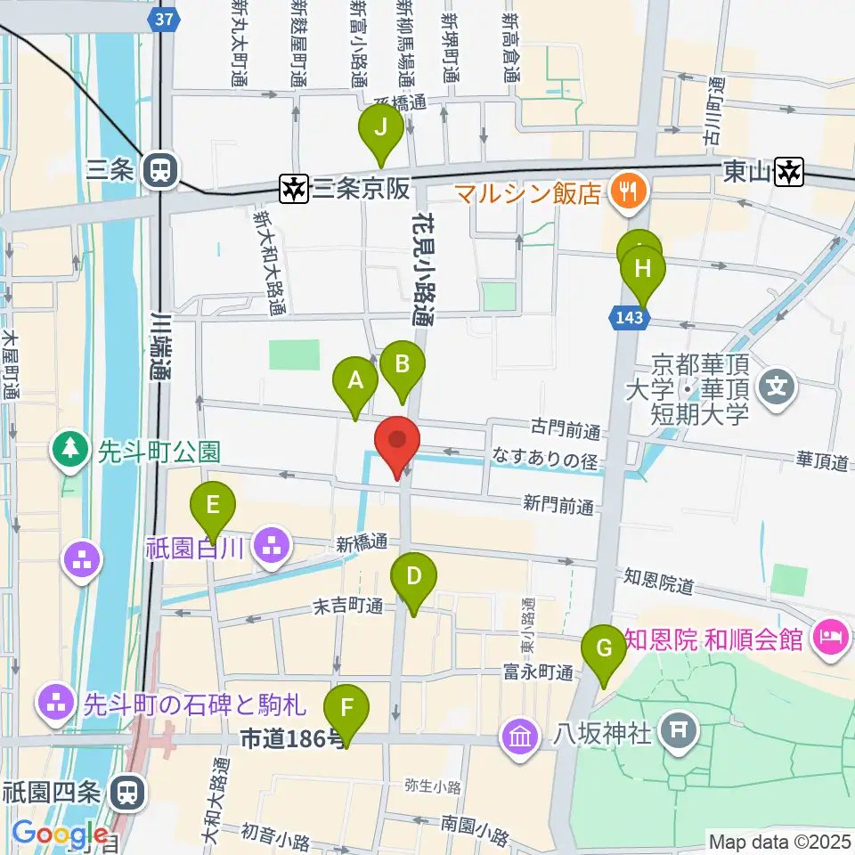 セレクテッド・ラポー周辺のコンビニエンスストア一覧地図