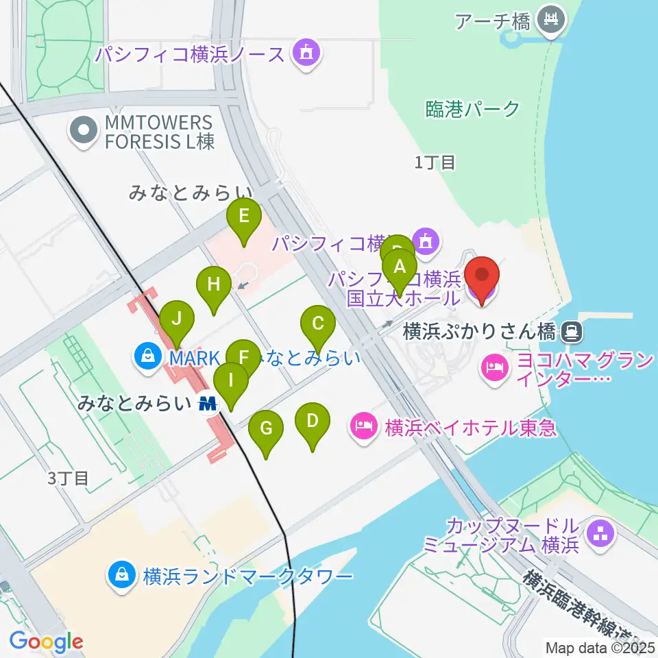パシフィコ横浜 国立大ホール周辺のコンビニエンスストア一覧地図