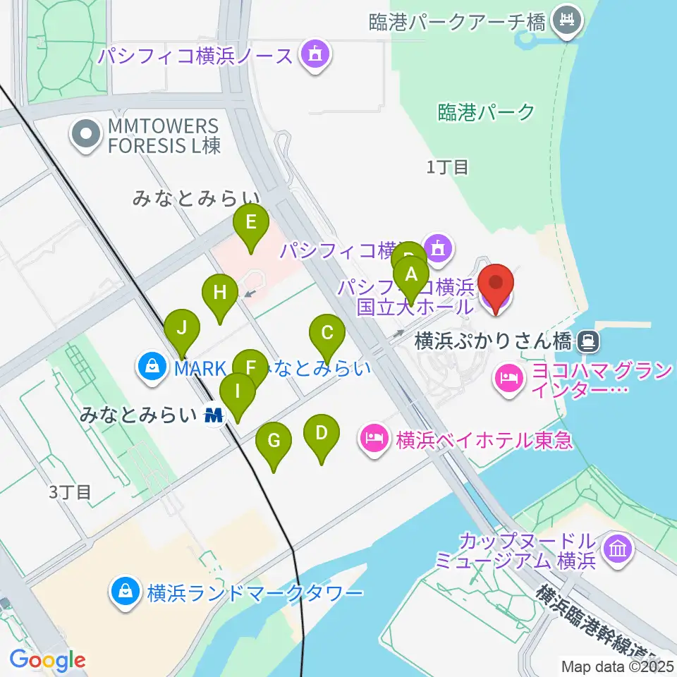 パシフィコ横浜 国立大ホール周辺のコンビニエンスストア一覧地図